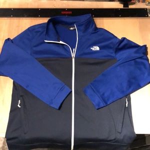 Light weight zip-up jacket